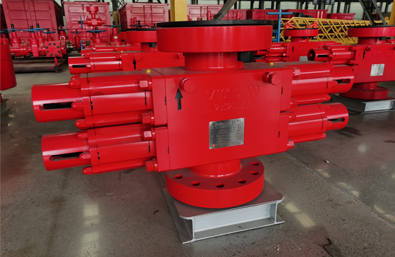 Manuale doppio ram BOP pressione 5000PSI 7-1/16" Oilfield di perforazione Blowout Preventer