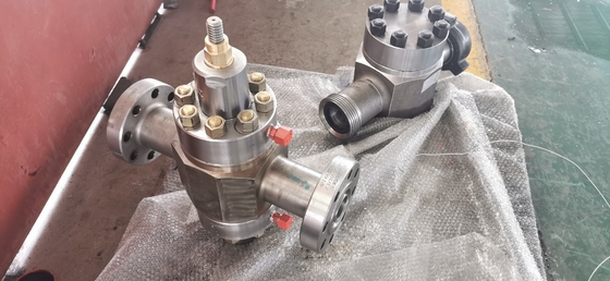 Pressione a 2-1/16 pollici 10000PSI della valvola molteplice della testa di pozzo della valvola del piatto della mano di perforazione del giacimento di petrolio