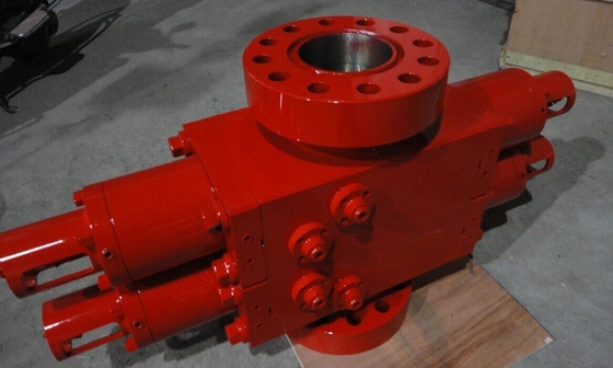 Dimensione del foraggio 7-1/16" Equipaggiamento di prevenzione di esplosioni di perforazione nei giacimenti petroliferi doppio tipo BOP Ram