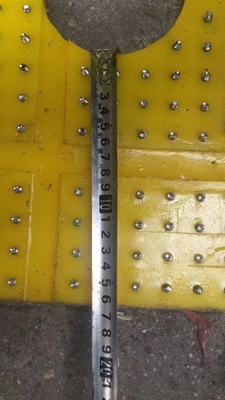 Matto antiscivolo in poliuretano per perforazione a tavolo rotativo da 37 pollici e mezzo spessore 30 mm colore giallo 2200 mm*1800 mm