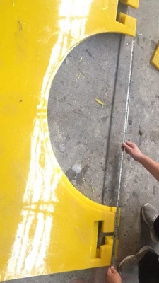 Matto antiscivolo in poliuretano per perforazione a tavolo rotativo da 37 pollici e mezzo spessore 30 mm colore giallo 2200 mm*1800 mm