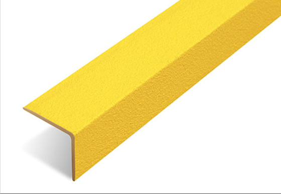 FRP anti-slip staircase nasing anti-slip mat superficie di rivestimento resina Iso AS4586 per la scala del campo petrolifero